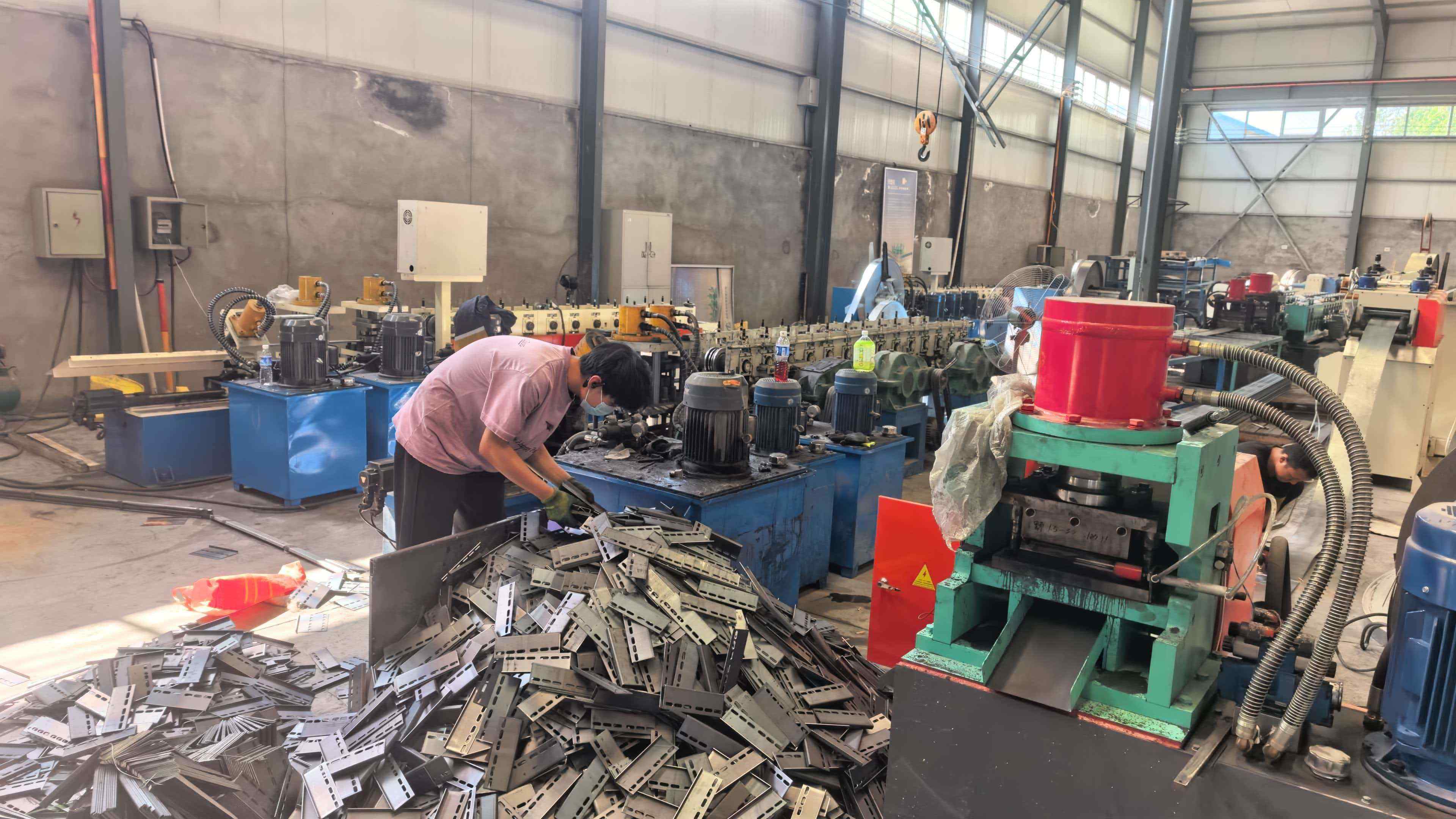 漳州市热浸锌桥架锌铝镁桥架 - 方案